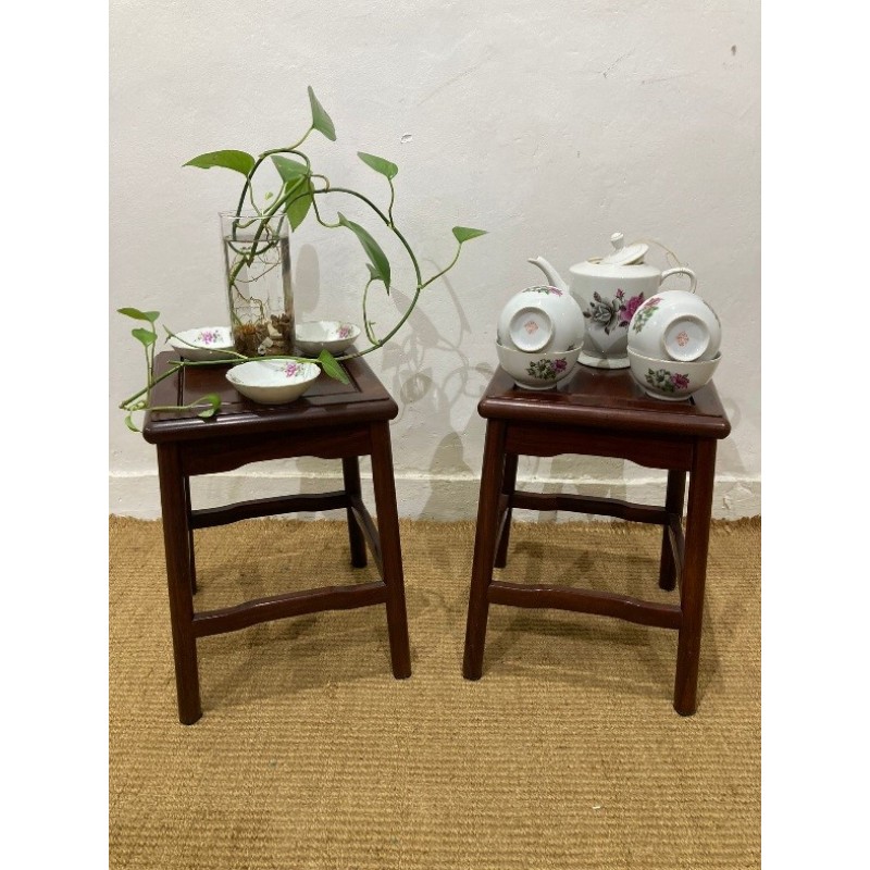 ONE PAIR OF ROSEWOOD SQUARE STOOLS